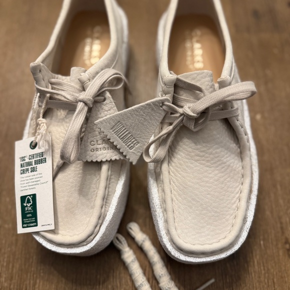 RARE - NWT Clarks Wallabee Cup White Nubuck WOMEN'S US 9 - SOLD OUT Chunky Crepe - Picture 7 of 16